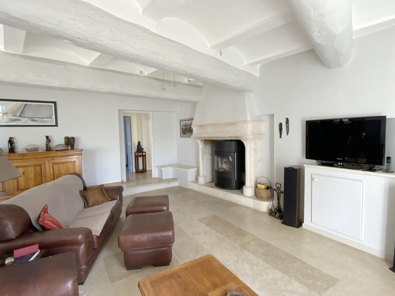 Maison - 273 m² - 6 pièces