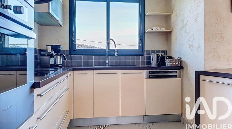 Maison - 190 m² - 7 pièces