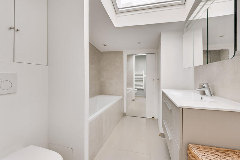 Maison - 140 m² - 7 pièces