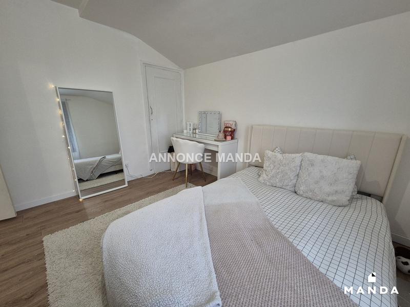 Appartement - 152 m² - 6 pièces