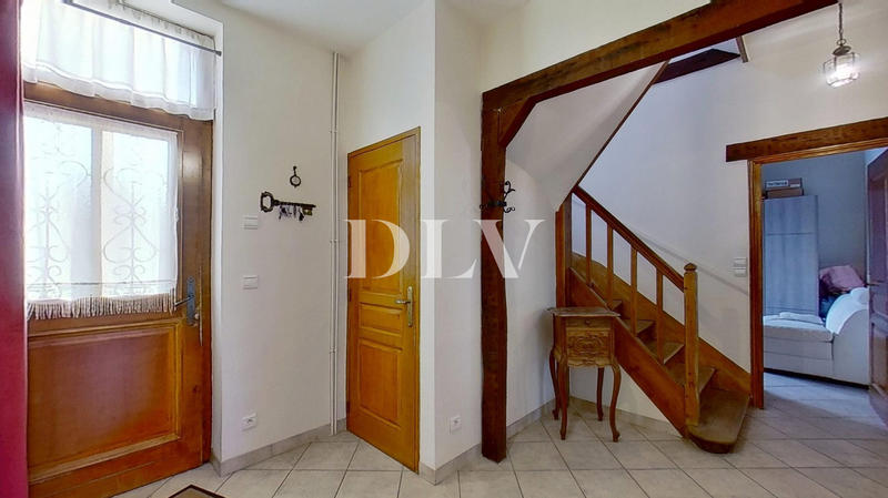 Maison - 168 m² - 7 pièces