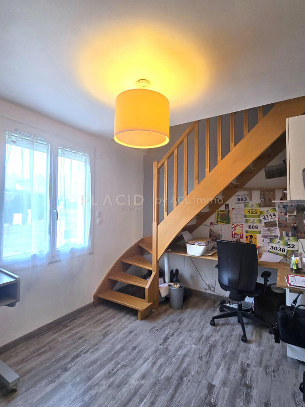 Maison - 128 m² - 7 pièces