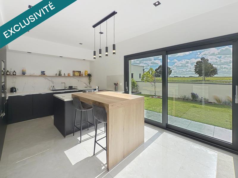 Maison - 200 m² - 6 pièces