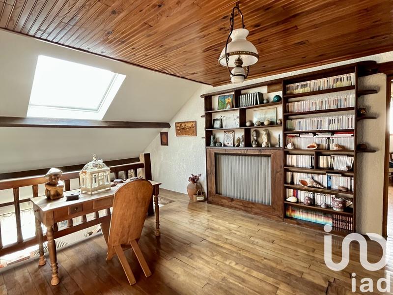 Maison - 182 m² - 7 pièces