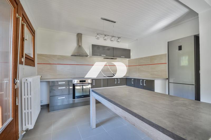 Appartement - 76 m² - 4 pièces