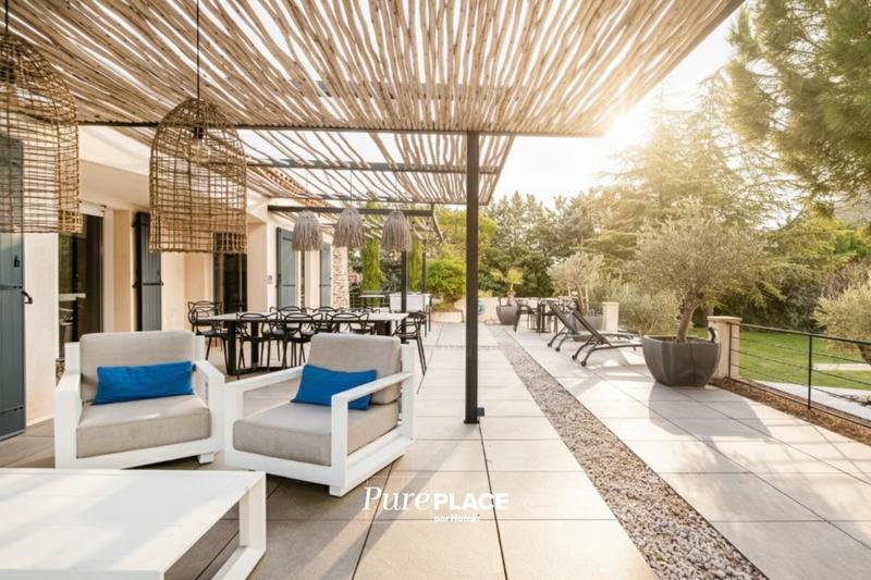 Maison - 269 m² - 6 pièces