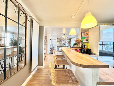 Appartement - 133 m² - 6 pièces