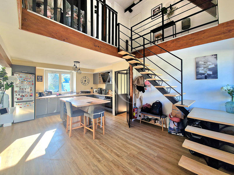 Maison - 130 m² - 6 pièces