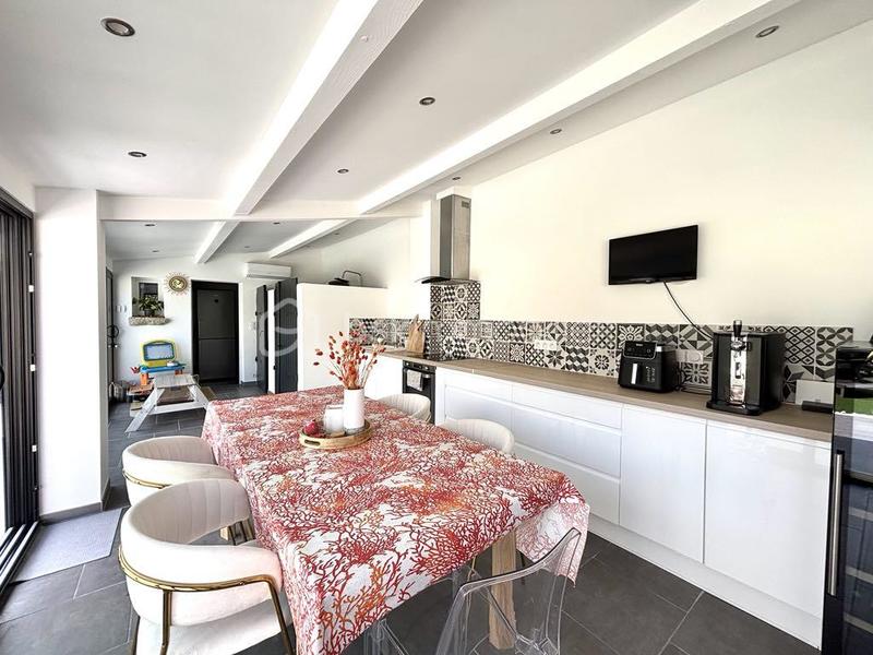 Maison traditionnelle - 103 m² - 4 pièces