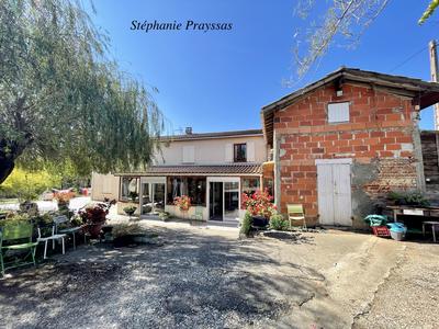 Corps de ferme - 300 m² - 10 pièces