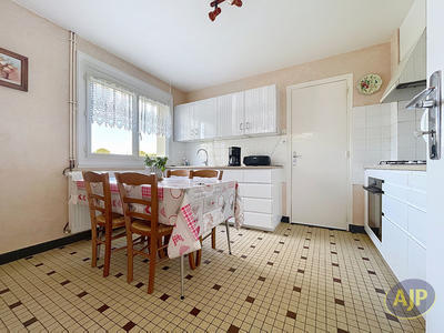 Maison - 68 m² - 5 pièces