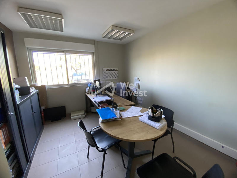 Local commercial - 840 m²