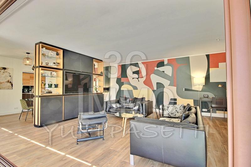 Villa - 260 m² - 6 pièces