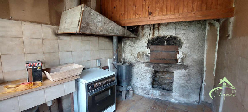 Maison - 104 m² - 6 pièces