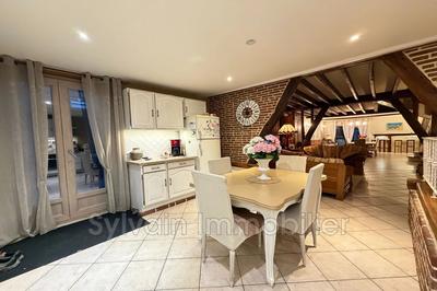 Maison - 180 m² - 6 pièces