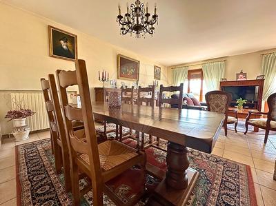 Maison - 145 m² - 7 pièces