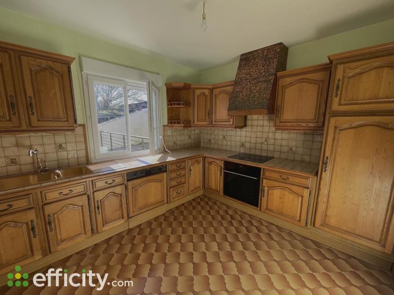 Maison - 105 m² - 5 pièces