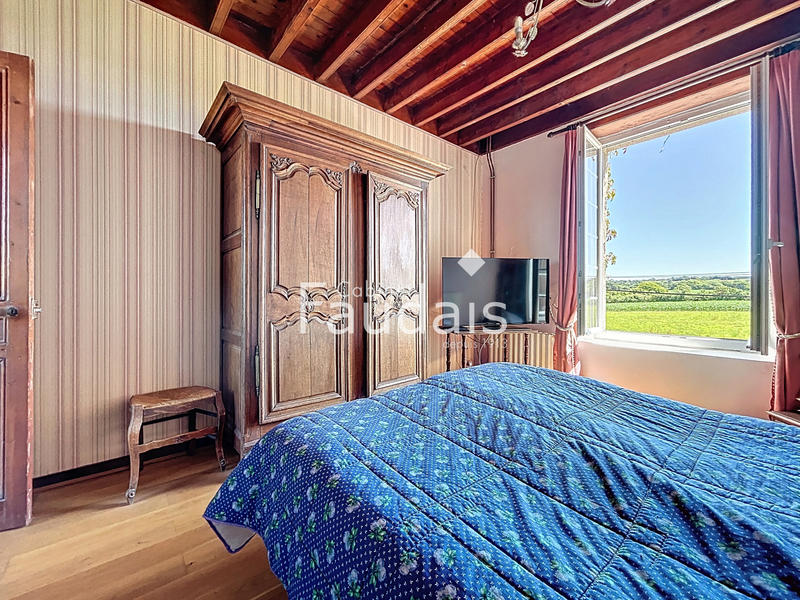 Maison - 167 m² - 7 pièces