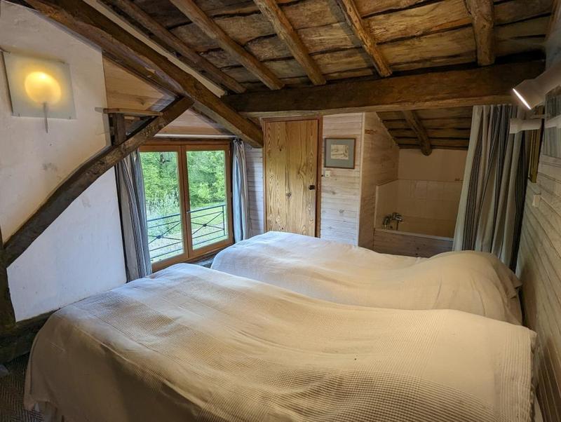 Propriété - 399 m² - 17 pièces