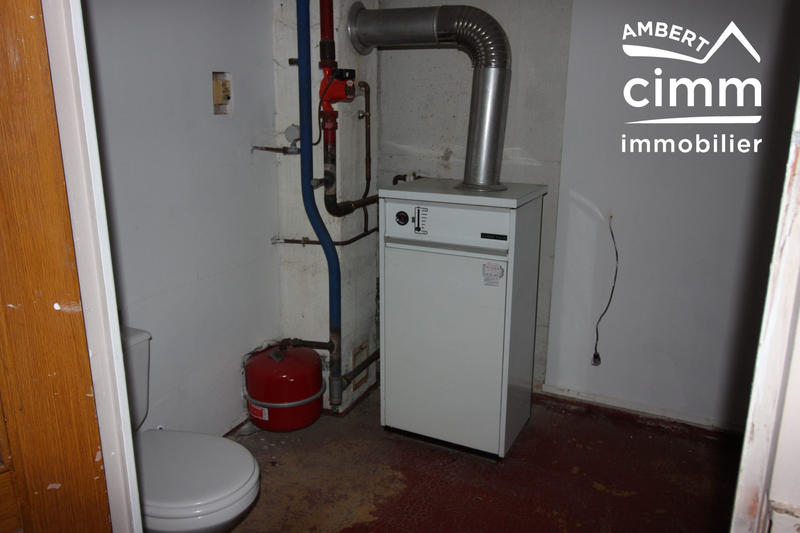 Maison - 180 m² - 12 pièces