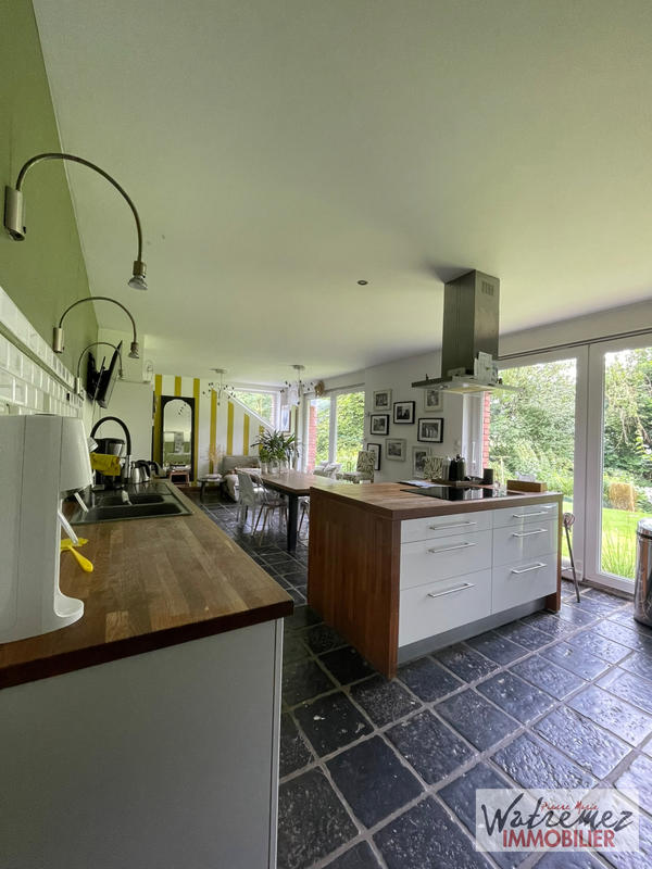 Propriété - 553 m² - 20 pièces