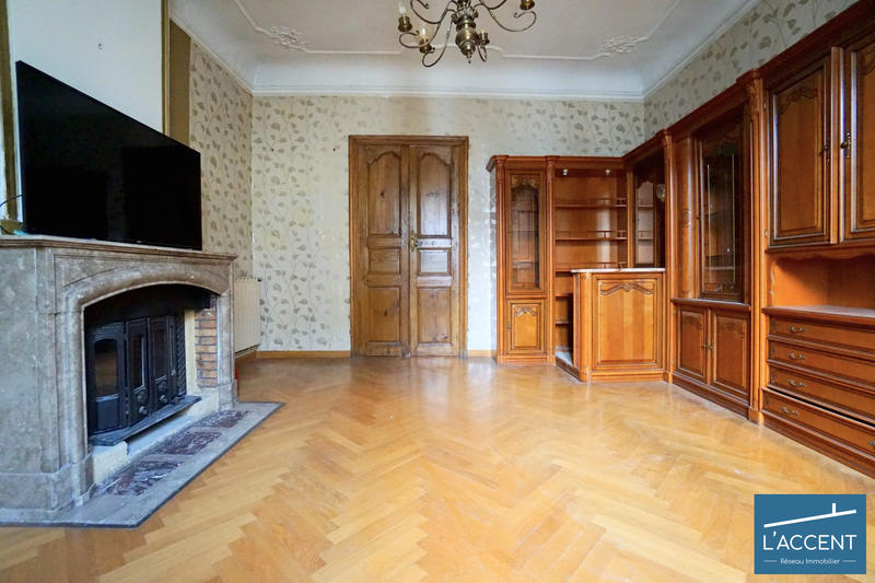 Appartement - 122 m² - 5 pièces