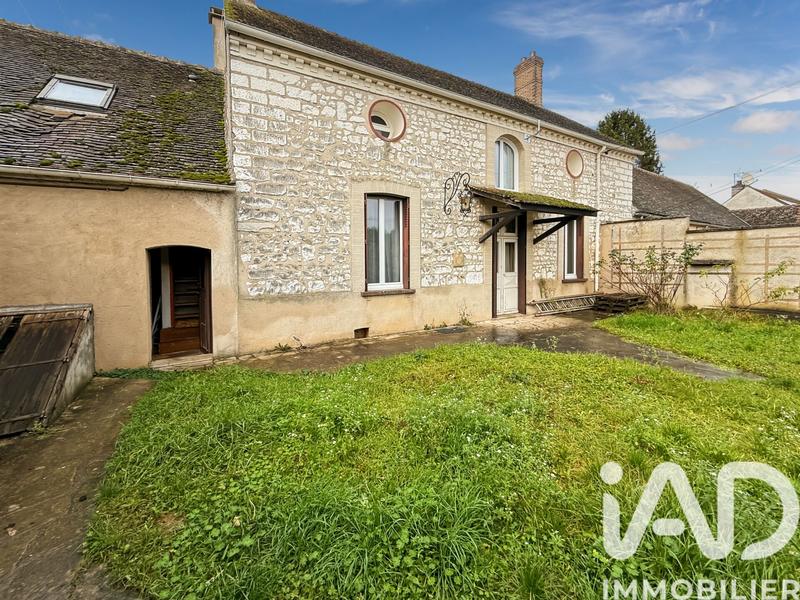 Maison - 216 m² - 7 pièces