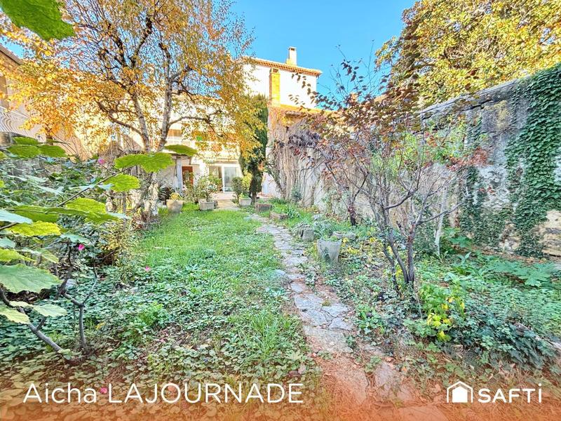 Maison de ville - 206 m² - 6 pièces