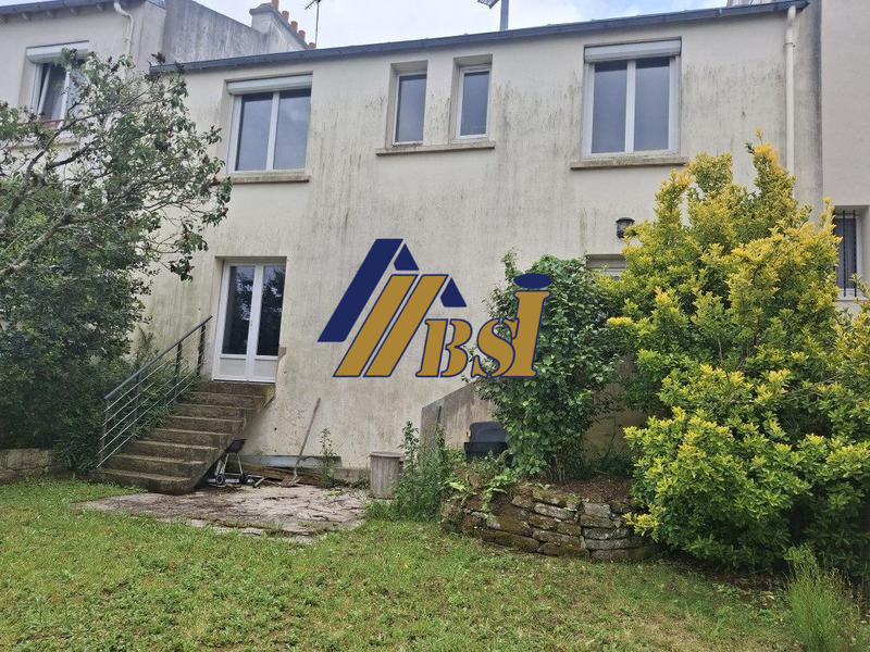 Maison traditionnelle - 122 m² - 5 pièces