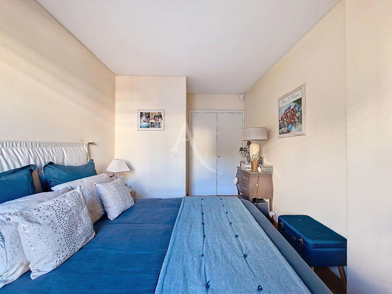 Appartement - 87 m² - 3 pièces