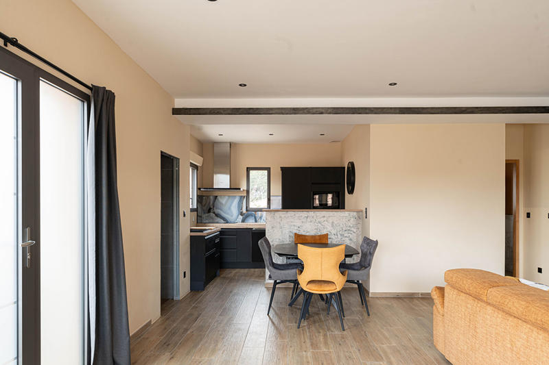 Appartement - 83 m² - 3 pièces