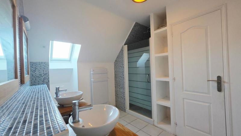 Maison - 165 m² - 6 pièces