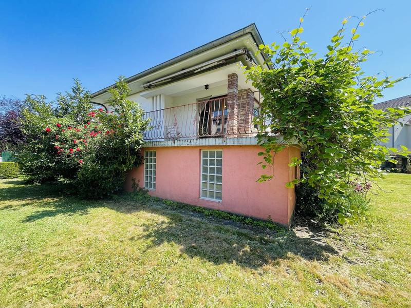 Maison - 162 m² - 8 pièces