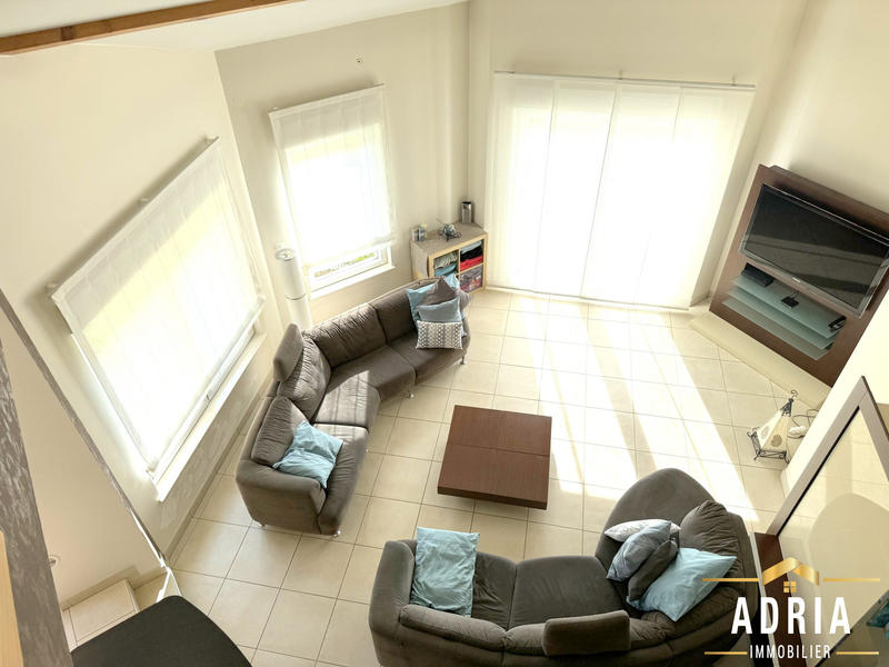 Maison - 196 m² - 7 pièces