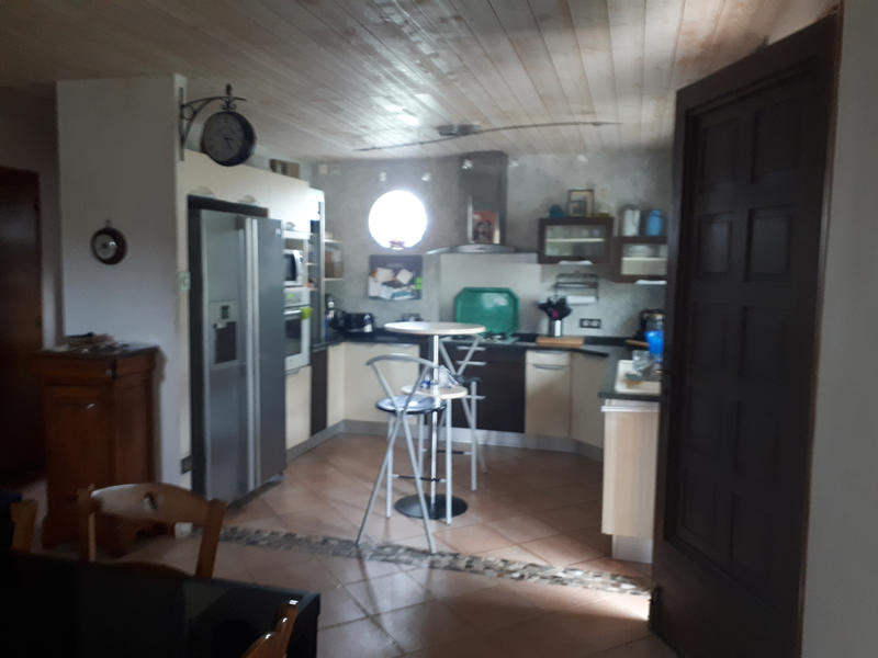 Maison - 176 m² - 8 pièces