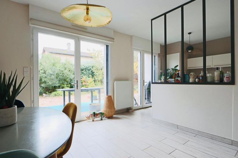 Maison - 106 m² - 6 pièces