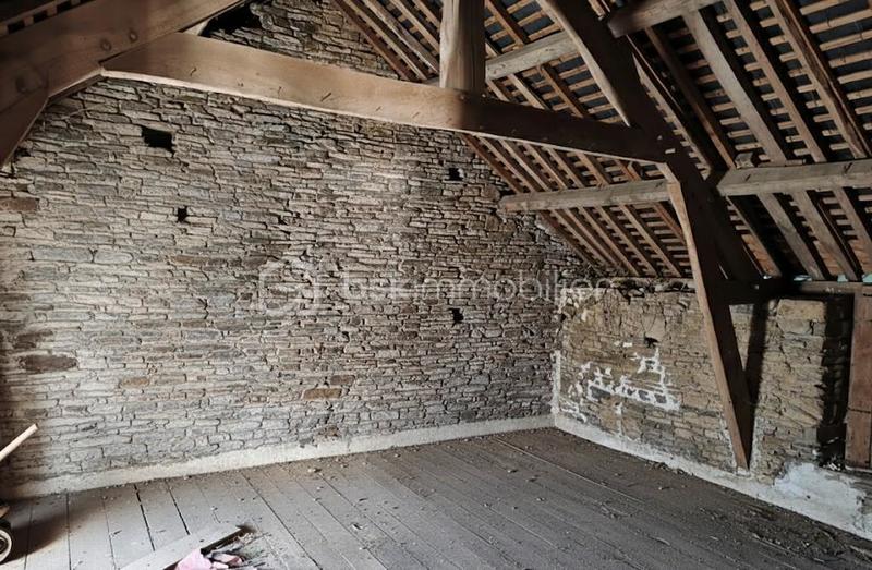 Maison ancienne - 180 m² - 7 pièces