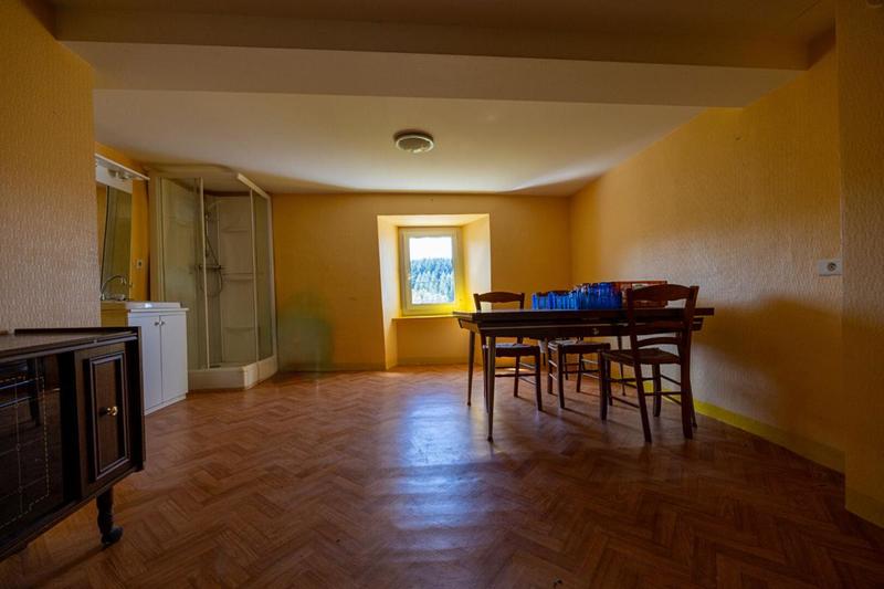 Maison - 100 m² - 3 pièces