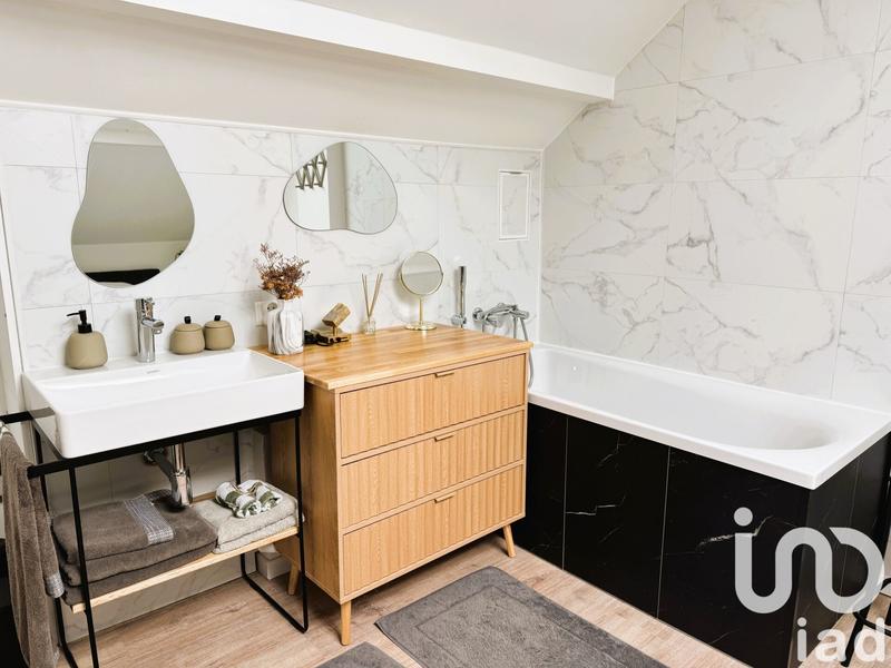 Maison - 190 m² - 6 pièces