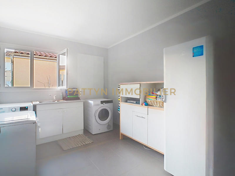 Maison - 159 m² - 7 pièces