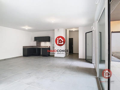 Appartement - 80 m² - 3 pièces