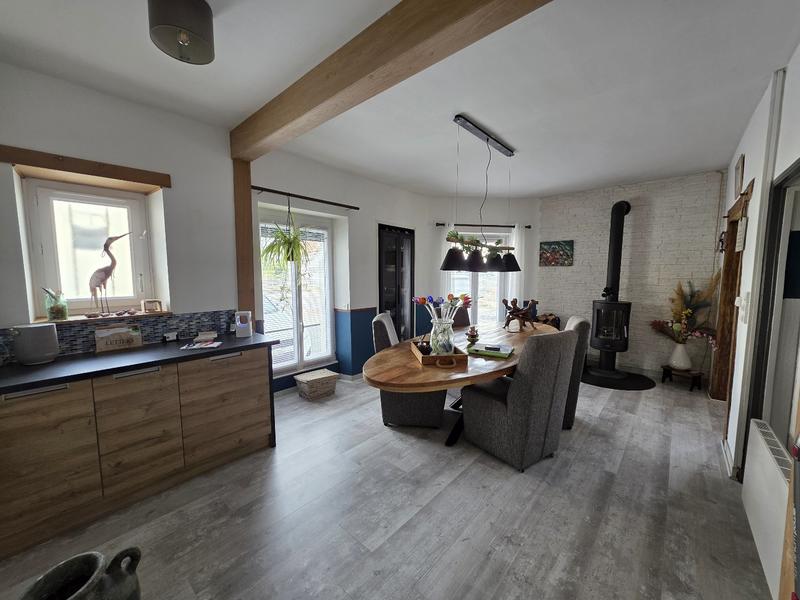 Maison - 188 m² - 7 pièces