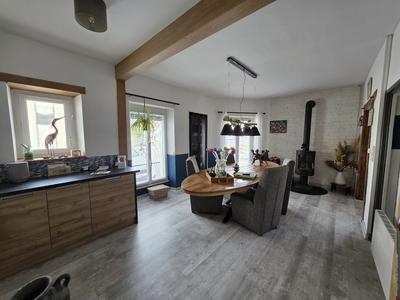 Maison - 188 m² - 7 pièces