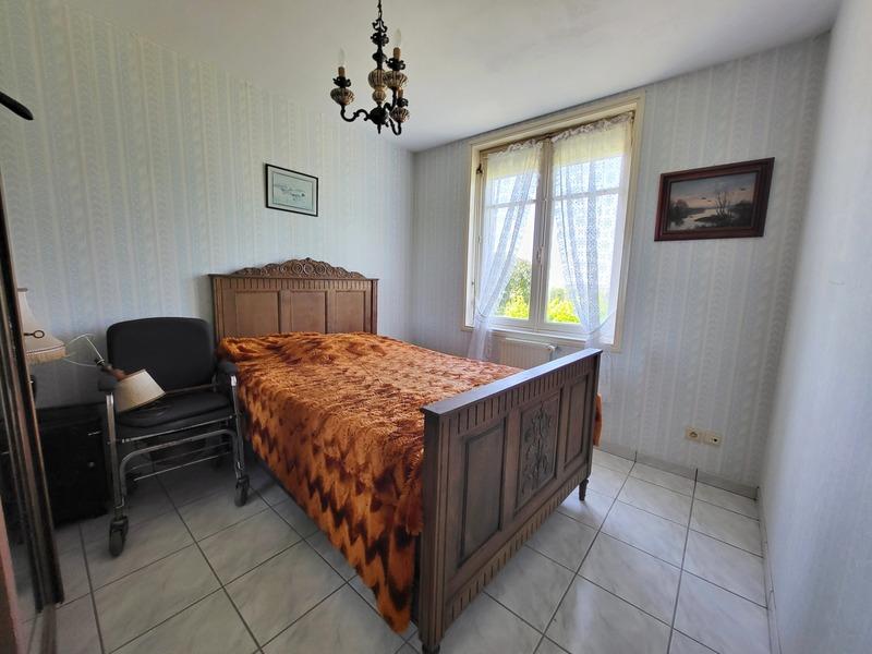 Maison - 95 m² - 5 pièces