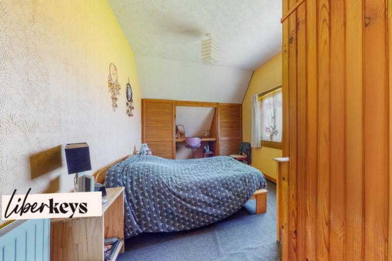 Propriété - 307 m² - 10 pièces