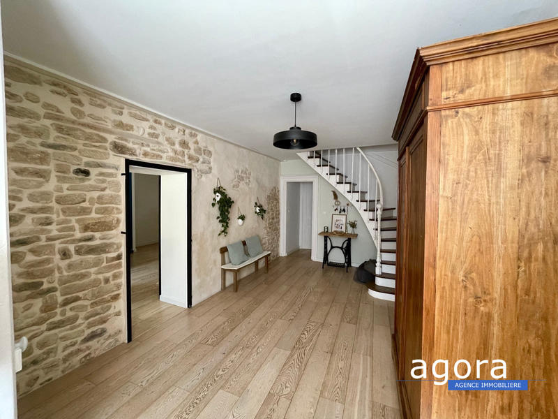 Maison - 180 m² - 6 pièces