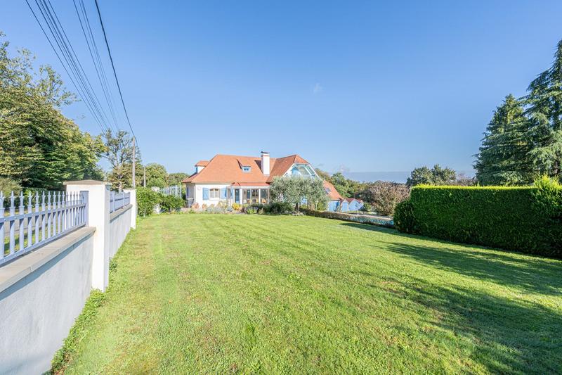 Maison d'architecte - 141 m² - 7 pièces