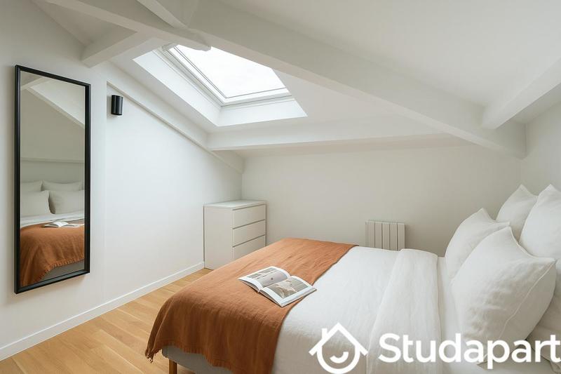 Chambre - 12 m² - 1 pièce