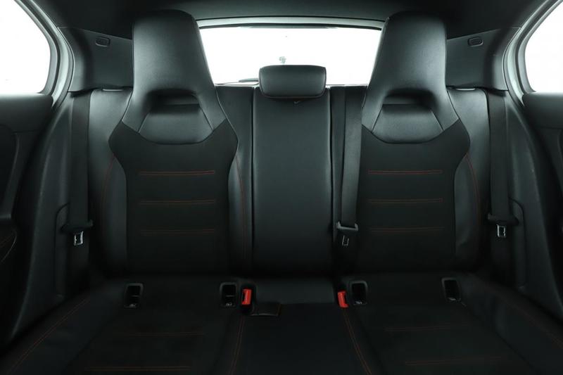 Mercedes Classe a 200 d Amg Line 8g-Dct 150 ch