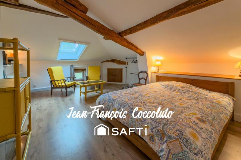 Maison - 166 m² - 7 pièces